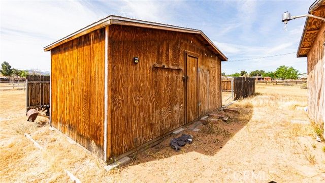 14280 Navajo, Apple Valley, CA 92307