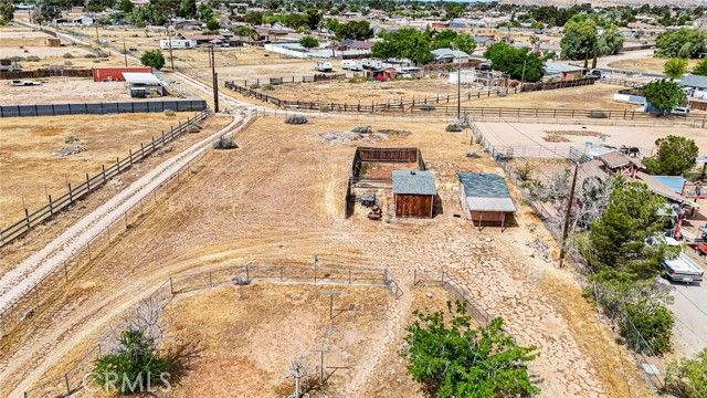 14280 Navajo, Apple Valley, CA 92307