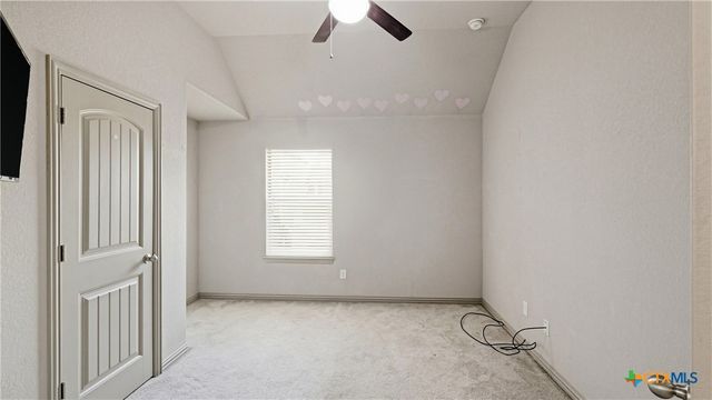 102 N Pasture Cove, Hutto, TX 78634