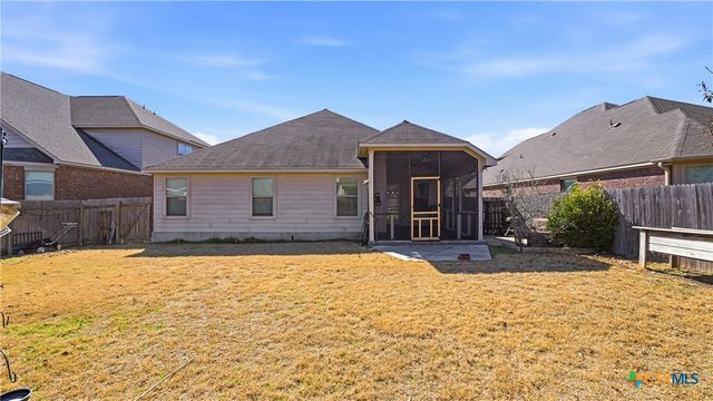 102 N Pasture Cove, Hutto, TX 78634