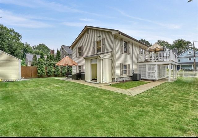 43 Deerfield Ave, Westwood, MA 02090