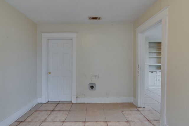 929 N MCNEIL ST, Memphis, TN 38107