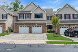 44 Smock Court, Manalapan, NJ 07726