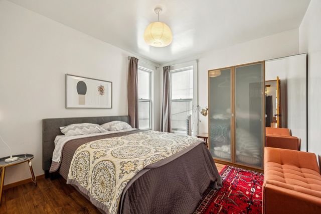 356-360 24Th St, Oakland, CA 94612