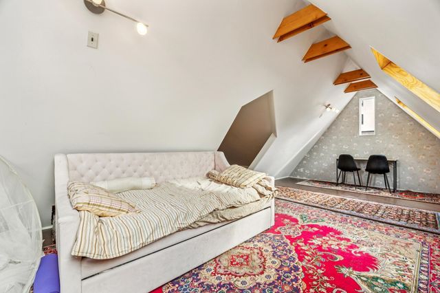 356-360 24Th St, Oakland, CA 94612