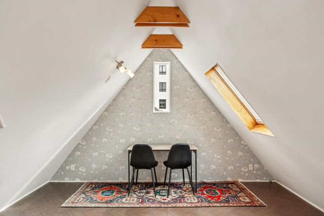 356-360 24Th St, Oakland, CA 94612