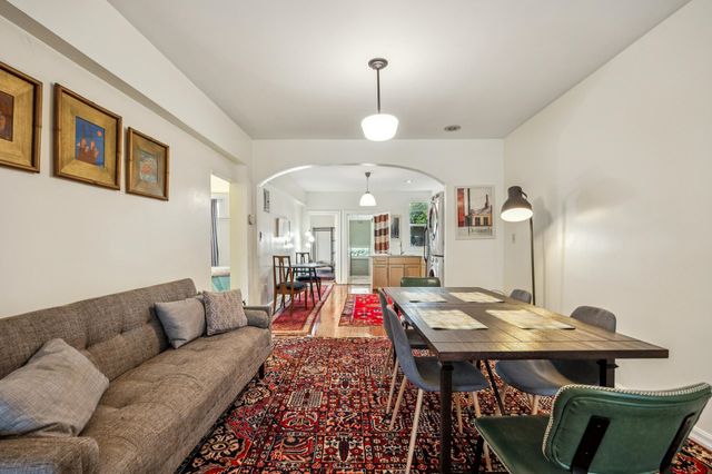 356-360 24Th St, Oakland, CA 94612