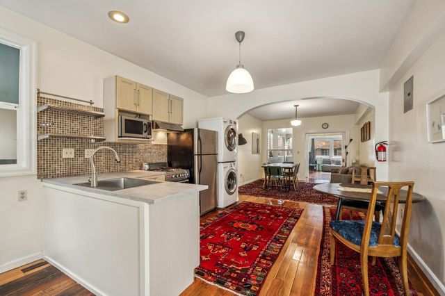 356-360 24Th St, Oakland, CA 94612