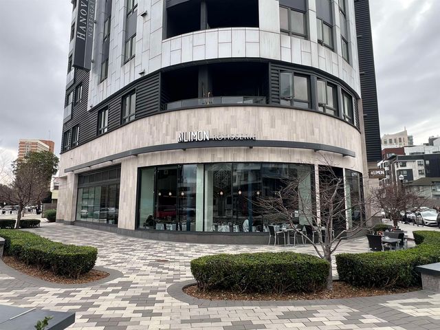 356-360 24Th St, Oakland, CA 94612