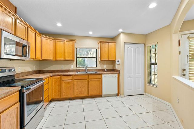3381 HOULE AVENUE, Sarasota, FL 34232