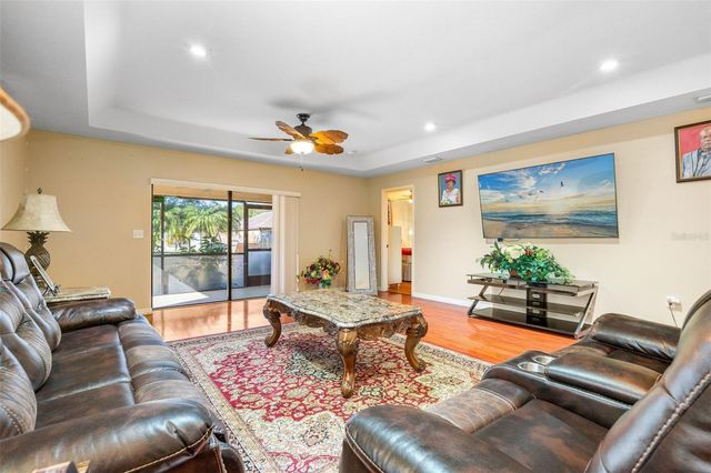 3381 HOULE AVENUE, Sarasota, FL 34232