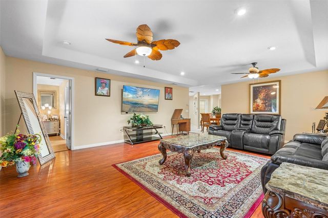 3381 HOULE AVENUE, Sarasota, FL 34232