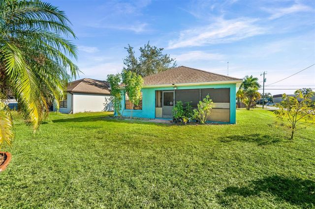 3381 HOULE AVENUE, Sarasota, FL 34232