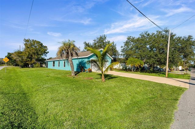 3381 HOULE AVENUE, Sarasota, FL 34232