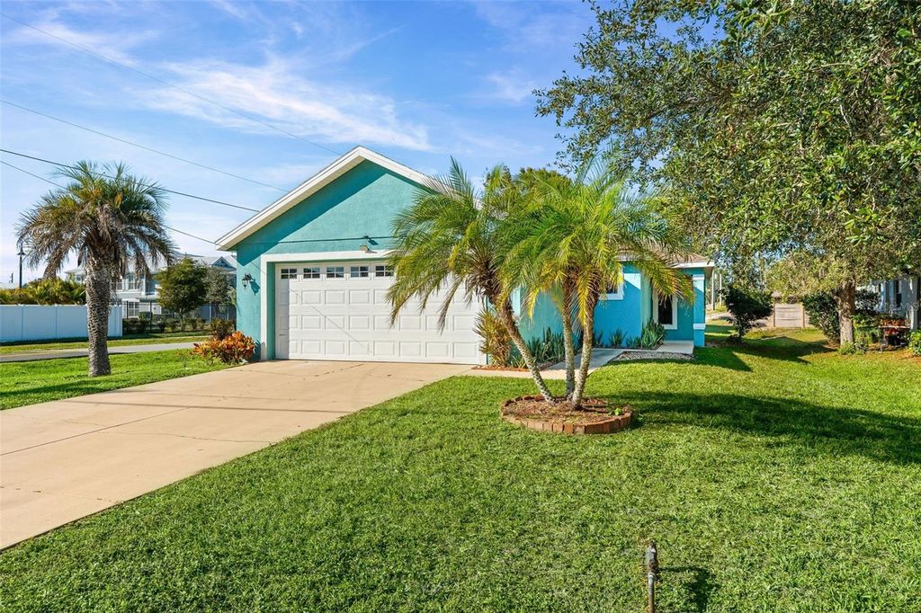 3381 HOULE AVENUE, Sarasota, FL 34232