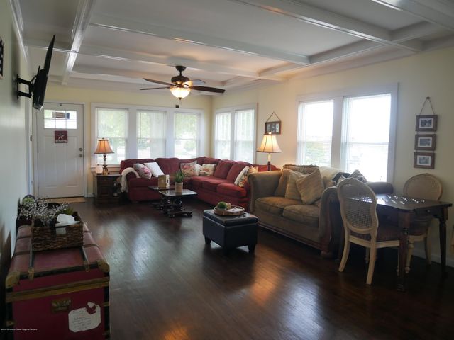 319 Arnold Avenue, Point Pleasant Beach, NJ 08742