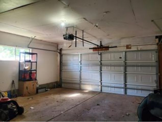 1313 Kingston Drive, Yukon, OK 73099