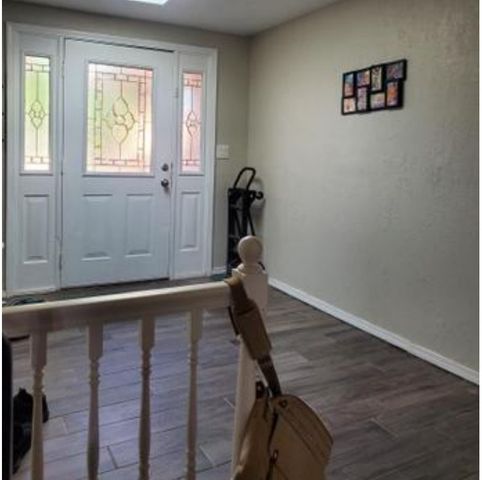 1313 Kingston Drive, Yukon, OK 73099