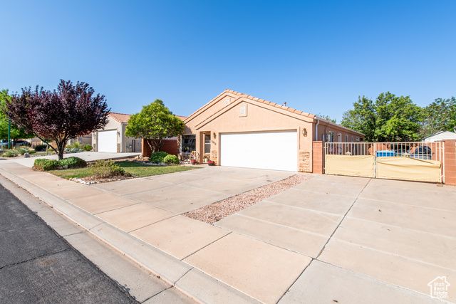 2432 S 675 W, Hurricane, UT 84737