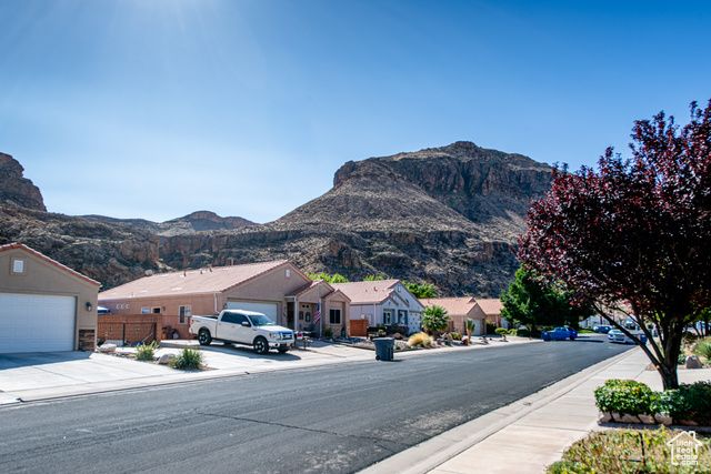 2432 S 675 W, Hurricane, UT 84737
