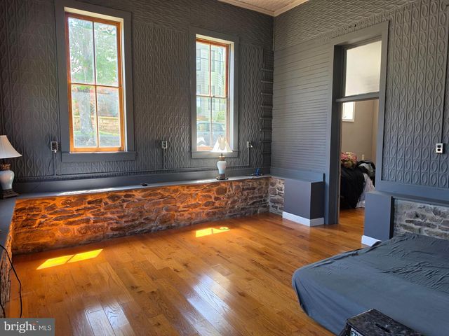 137 N LIBERTY ST, Orwigsburg, PA 17961