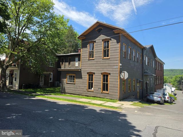 137 N LIBERTY ST, Orwigsburg, PA 17961