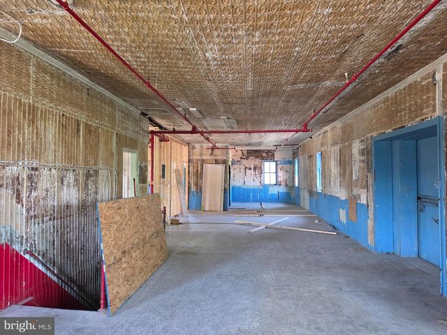 137 N LIBERTY ST, Orwigsburg, PA 17961