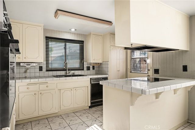 1343 E Fernrock, Carson, CA 90746