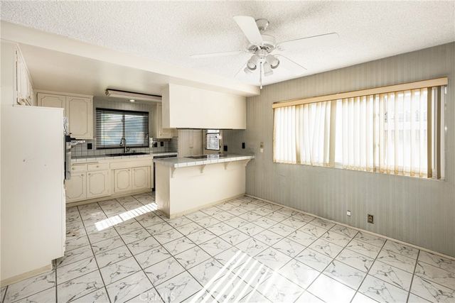 1343 E Fernrock, Carson, CA 90746