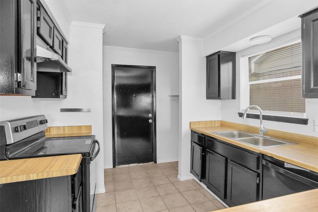 1035 Lovett Street 1035, Tomball, TX 77375