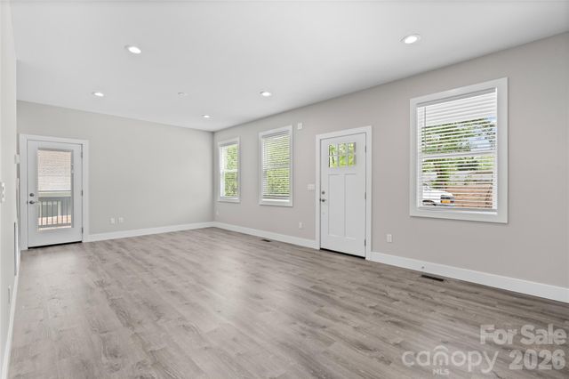 128 Rock Hill Road, Asheville, NC 28803