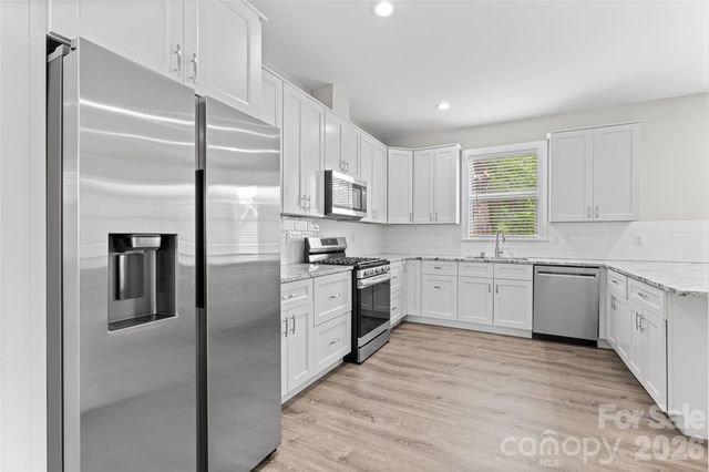 128 Rock Hill Road, Asheville, NC 28803
