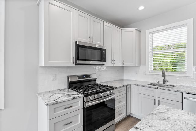 128 Rock Hill Road, Asheville, NC 28803