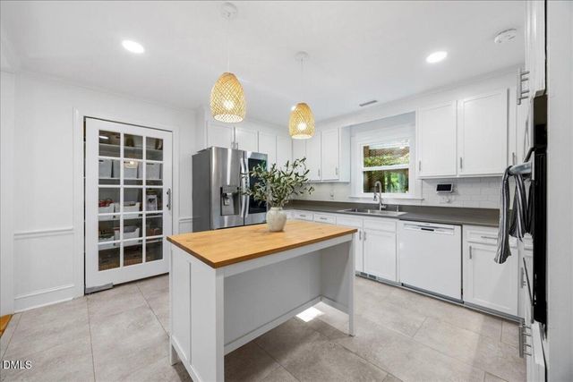 6712 Valley Lake Drive, Raleigh, NC 27612