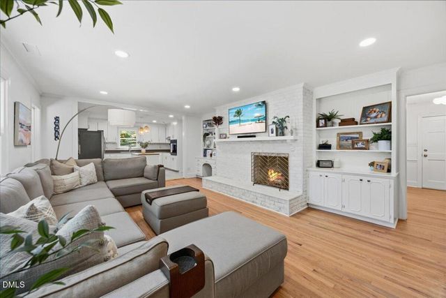 6712 Valley Lake Drive, Raleigh, NC 27612