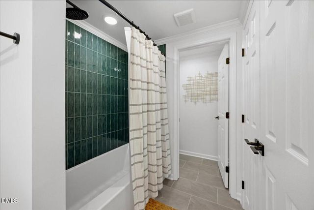 6712 Valley Lake Drive, Raleigh, NC 27612