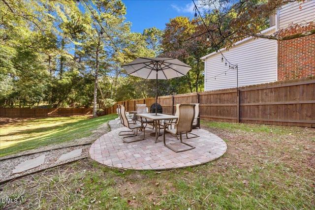 6712 Valley Lake Drive, Raleigh, NC 27612