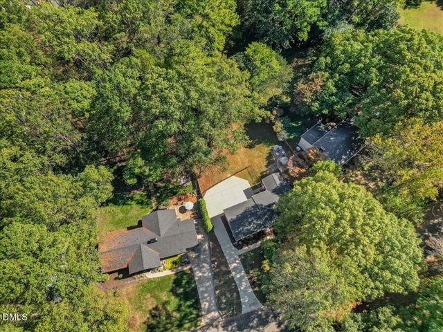 6712 Valley Lake Drive, Raleigh, NC 27612
