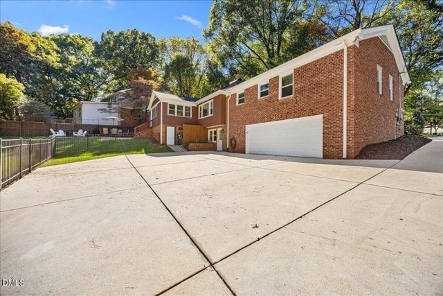 6712 Valley Lake Drive, Raleigh, NC 27612