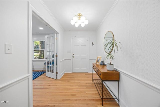6712 Valley Lake Drive, Raleigh, NC 27612