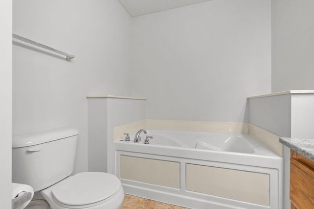 17412 Gettysburg Way, Lakeville, MN 55044