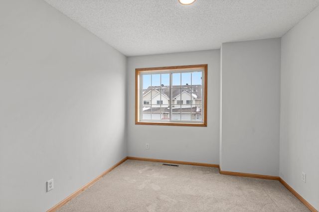 17412 Gettysburg Way, Lakeville, MN 55044