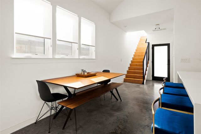 902 Garden Villa CT 2, Austin, TX 78704