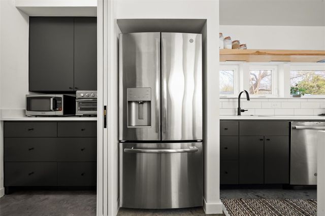 902 Garden Villa CT 2, Austin, TX 78704