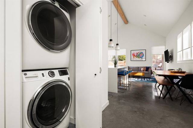 902 Garden Villa CT 2, Austin, TX 78704