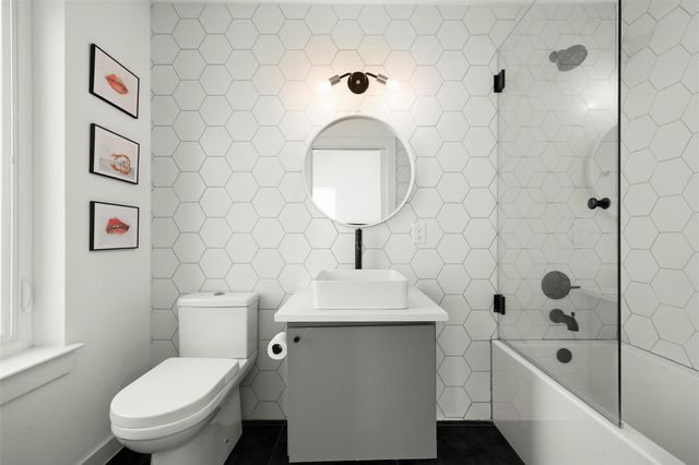 902 Garden Villa CT 2, Austin, TX 78704