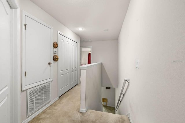 2121 BROADWAY VIEW AVENUE, Brandon, FL 33510