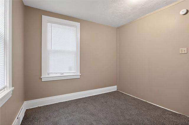 1235 Thelma St, Marshall Shadeland, PA 15212