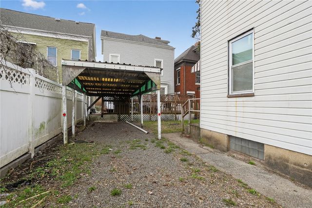 1235 Thelma St, Marshall Shadeland, PA 15212