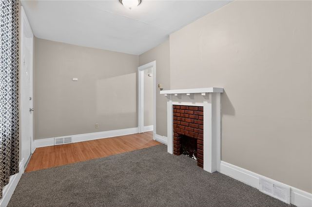 1235 Thelma St, Marshall Shadeland, PA 15212